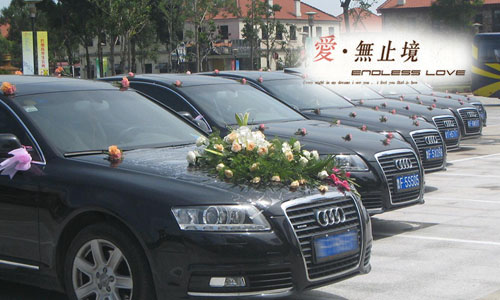 「愛(ài)無(wú)止境」寶馬740×1 + 奧迪A6L×4/海南專業(yè)婚慶用車 「愛(ài)無(wú)止境」寶馬740×1 + 奧迪A6L×4/海南專業(yè)婚慶用車